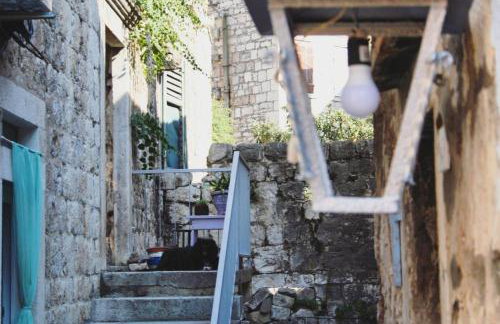 Manor house Aman - Photo 42