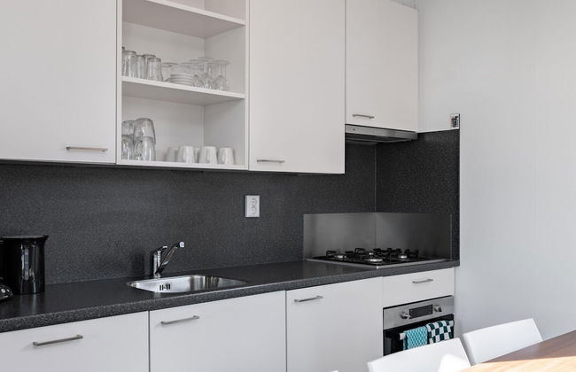 Bungalow in Zeebad Near the Beach - Photo 3