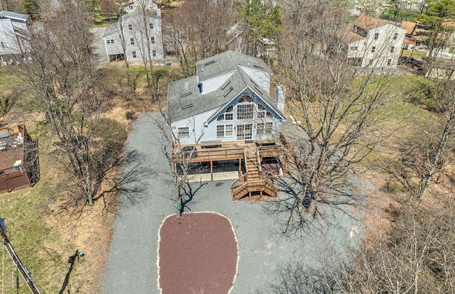 Sycamore Cove by Avantstay Hot Tub Game Rooms - Photo 44