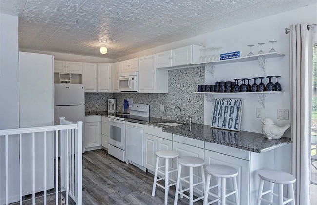 Family Lake House Retreat by Avantstay Sleeps 28 - Foto 49