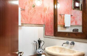 Nassibe Estate - Photo 55