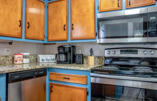 Spacious 4 Bedroom Home with 5 Beds near Interstate 40 in Amarillo, TX - Foto 14