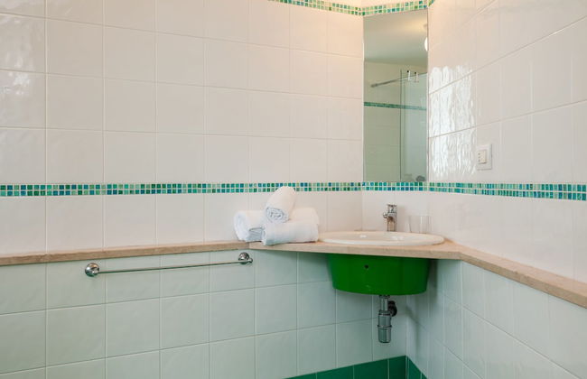 Bright Rooftop by Napoliapartments - Foto 17