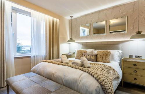 Arran Shores Luxury Shorefront Garden Terrace Apartment 6 - Photo 11