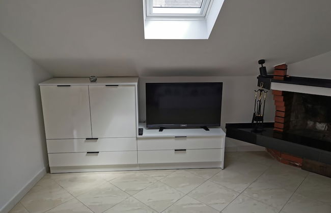 M & J Central Suites - Photo 10