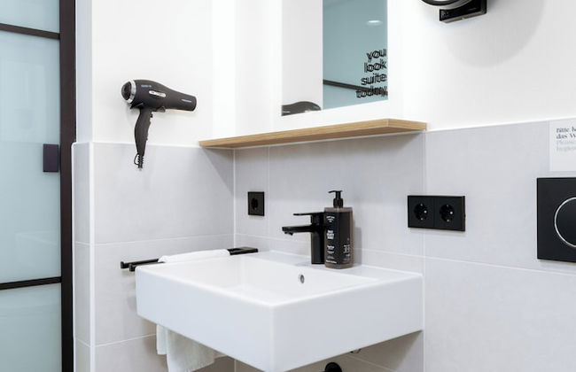 Limehome Krems Undstraße - Foto 59