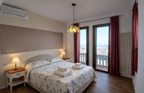 Corina's Place Bologna Home - Photo 1