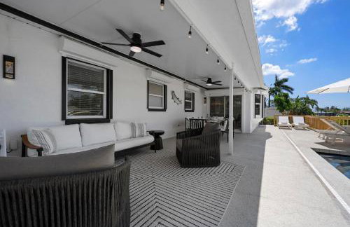 Bayside Hideaway! Private pool with water view and canal side dock! Available for Summer! - Foto 46
