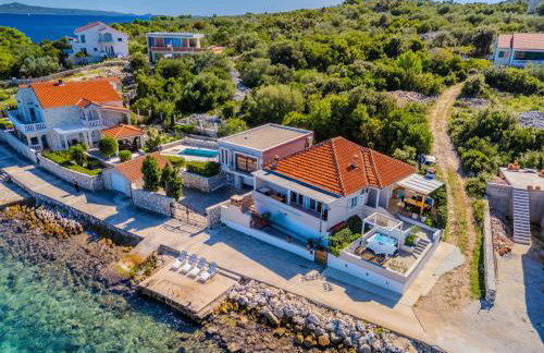 Family friendly seaside apartments Iz, Iz - 22025 - Foto 1