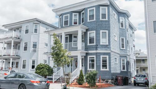 Stay Comfy Easy Boston Access, Everett MA - Foto 1