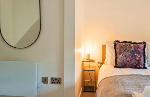 Cosy 2BD Cottage in Oxfordshire - Near Daylesford! - Photo 12