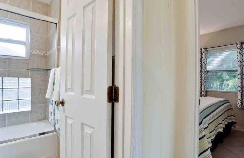 Great shape after Milton-Pool Home Wows! po - Photo 20