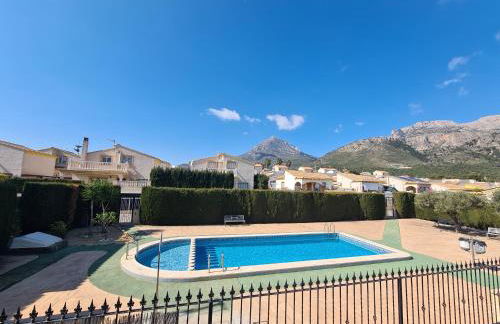 Velo Villa w/ A/C, free Wi-Fi & Pool near Benidorm - Foto 12