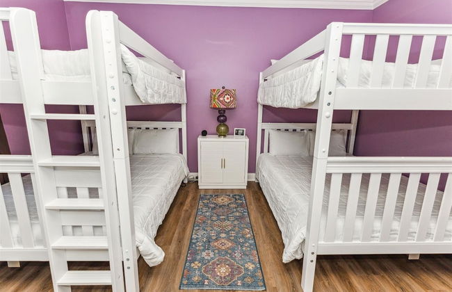 Shoreline Towers 1124 3 Bedroom Condo by RedAwning - Photo 5