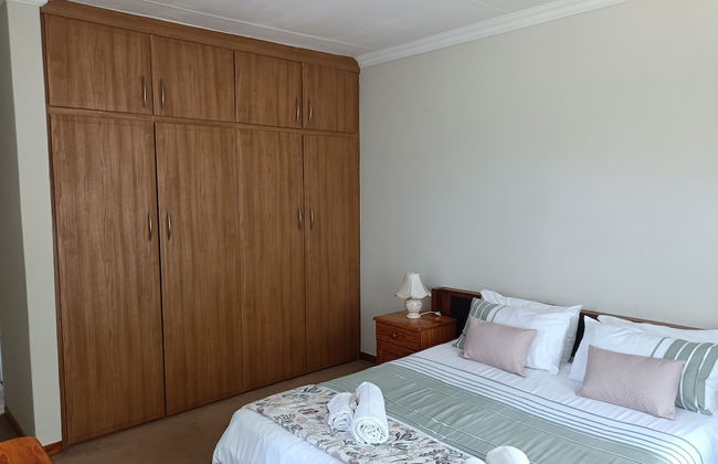 Charming Randburg Accommodation Near the Olivedale Clinic - Foto 5