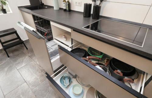 Design am Rhein I Traumlage Rheinufer I 3BR I Küche I öffentl Parkplätze I helloYOU apartments x BRIGHT Collection - Foto 61