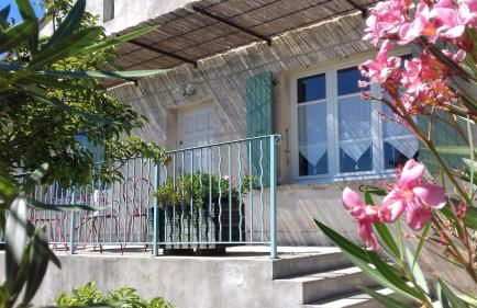 A 5 Minutes des Ocres Gïte La Charite Gordes Roussillon - Foto 28