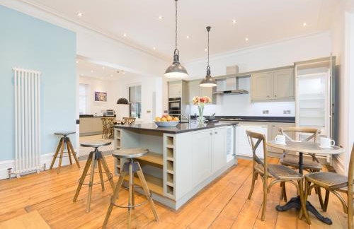 Queen Ann's Close - Photo 9