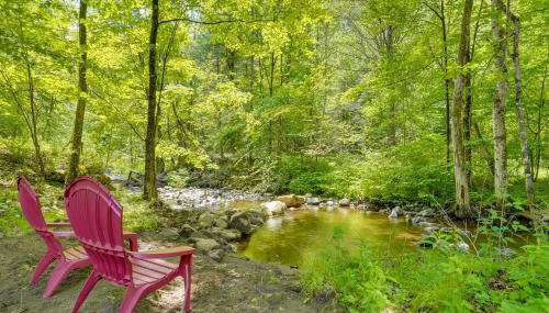 A-Frame Log Home w/ Game Room Near Lake George! - Foto 5