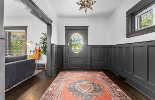 Walnut Remodeled Modern 5BR Home Walkable King Bed - Foto 26