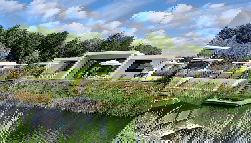 Water Villa With Jetty and 3 Leisure Boats - Foto 1, Imagen principal