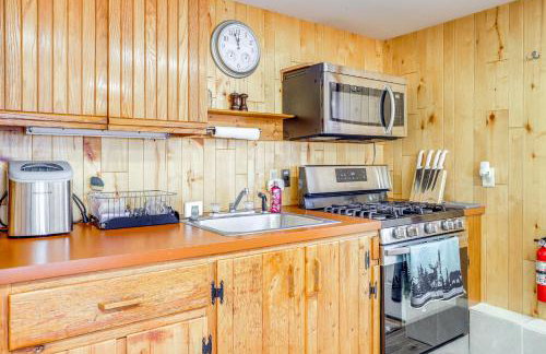 2 Mi to Main Street Mtn-View Escape in Lander! - Foto 11