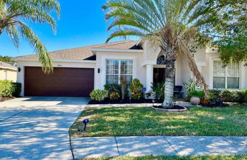 Spacious 5BR Private Home, Private Pool & Salt Water Spa, Minutes from Beaches - Foto 34