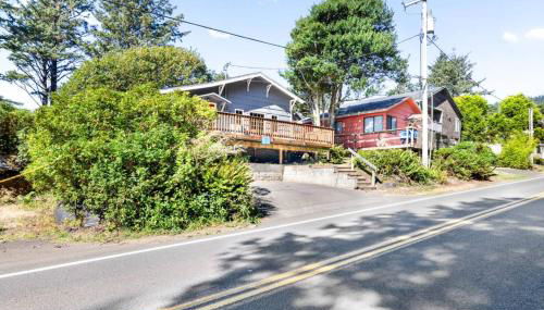 Historic Oceanside Cabin with Peek-a-boo views dog friendly - Foto 4