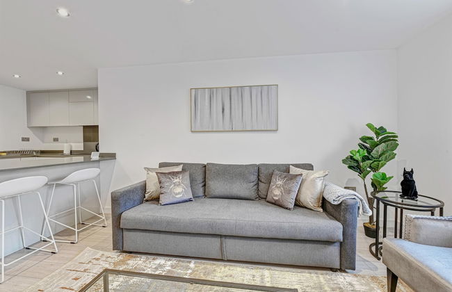 St Martins House Luxury Apts. Ruislip - Photo 36