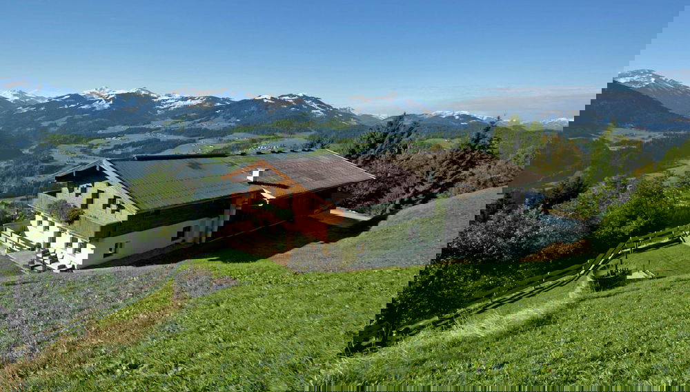 Gorgeous Chalet with Hot Tub in Tyrol - Foto 1, Imagem principal
