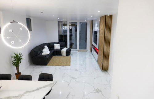 Maison neuve et contemporaine, alliant modernité et situation stratégique à 12km de Paris et 8km de Versailles - Photo 14