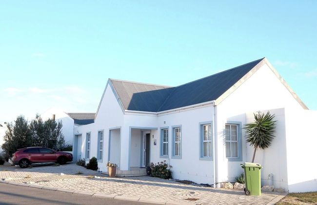 The Pelican - Stunning 3-bedroom Holiday Home in Langebaan - Foto 1