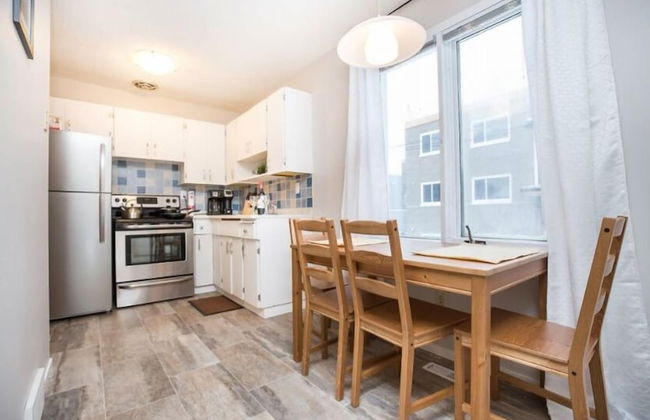 Osborne Village - Photo 3