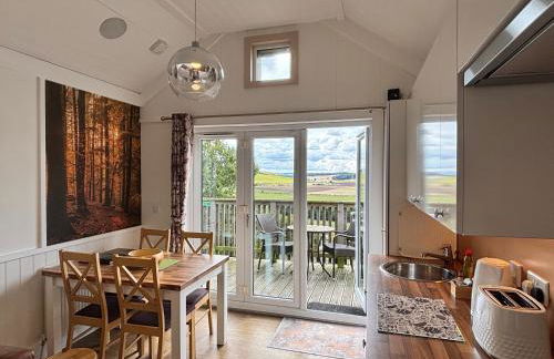 Fox Lodge with Hot Tub - Foto 10