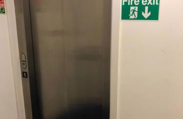 Tides Reach - Photo 22