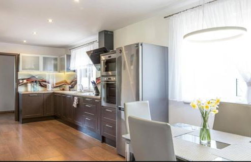 Biały domek nad stawem - Foto 32