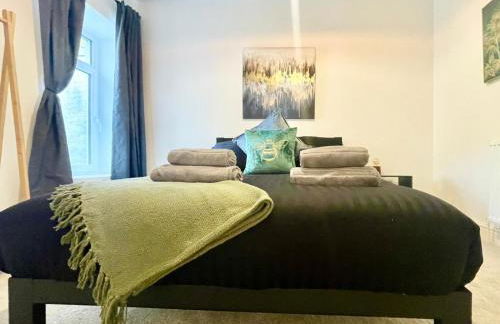 Llangyfelach Peaceful 3BR Stay with Parking - Foto 2