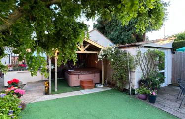 Acorn Cottage - Photo 7