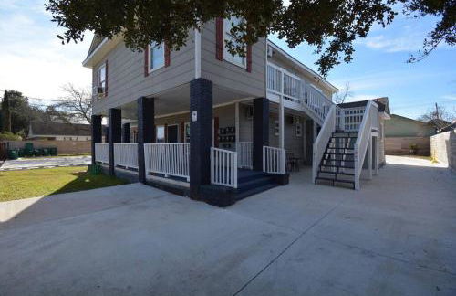 SuperValue Suite #8 @ East End Revitalized - Foto 31