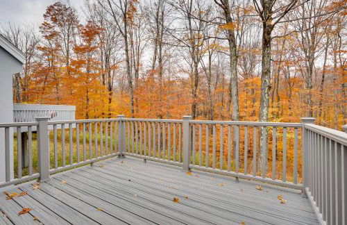 Sunny Stratton Townhome about 1 Mi to Skiing! - Foto 23