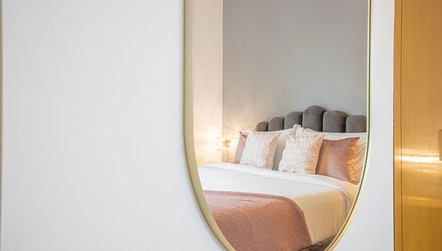 Large Terrace and Pool View - 2 Br - Next to Mall - Foto 2, Habitación