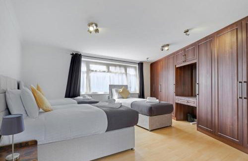 Elegant 5 Bedroom and 3 Bathroom Home in St Annes - Foto 16