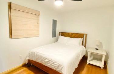 14 Guest 7 Bed 4 BR Lakefront Cabin w Hot Tub - Foto 15