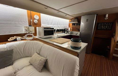 Yacht à quai, suite et cabines, 2 à 8 pers, Sète - Foto 30