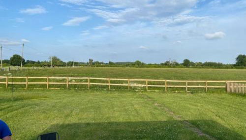 Beautiful 1 Bed Shepherd Hut in Warwickshire - Foto 5, Garden