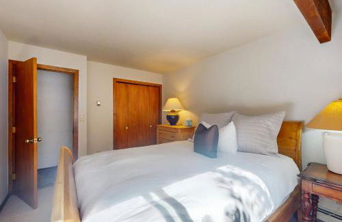 Remodeled Mountain-View Escape - Foto 20