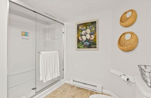 Walk to State park, 6bed,Hot tub & Game room - Foto 32