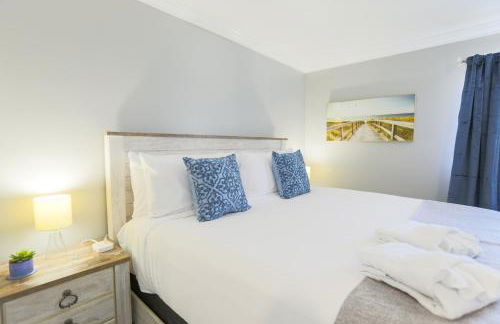 Pool Table, Minigolf, Games at Pondside FunHouse - Foto 23