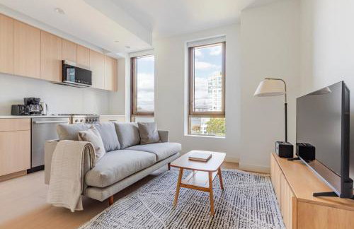 Blueground South Williamsburg rooftop nr Domino Park NYC-2131 - Photo 1