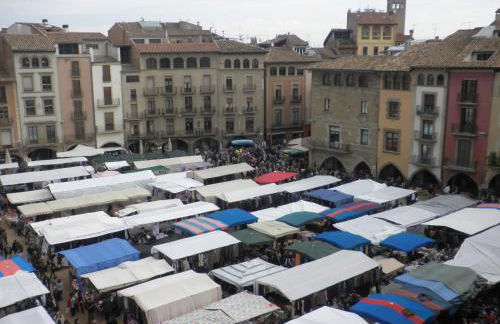 Apartaments Vicus 1 con vistas a la Plaza Mayor de Vic - Photo 22